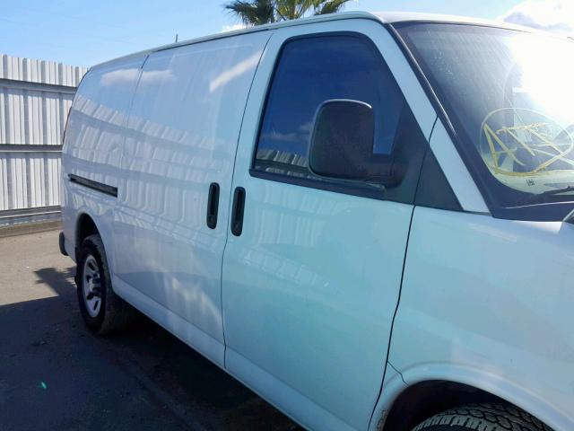 1GCSHAF46C1119686 - 2012 CHEVROLET EXPRESS G1 WHITE photo 9