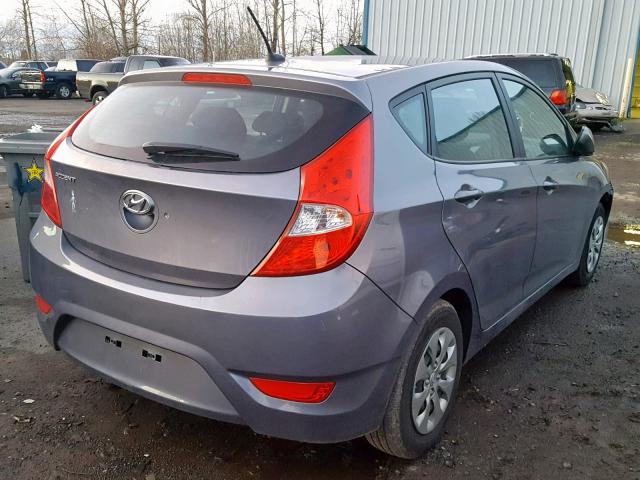 KMHCT5AE4HU343129 - 2017 HYUNDAI ACCENT SE GRAY photo 4