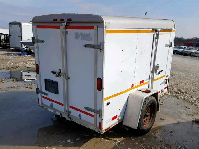 1W4200C1642051423 - 2004 WELLS CARGO TRAILER WHITE photo 4