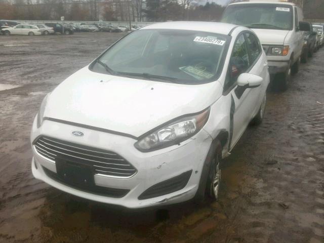 3FADP4TJ9FM179739 - 2015 FORD FIESTA S WHITE photo 2