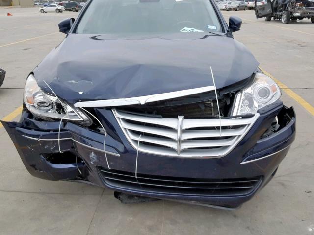 KMHGC46F99U041558 - 2009 HYUNDAI GENESIS 4. BLUE photo 9