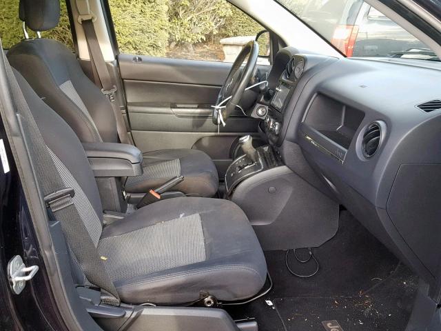 1J4NF1FB0BD142017 - 2011 JEEP COMPASS SP ლურჯი ფოტო 5