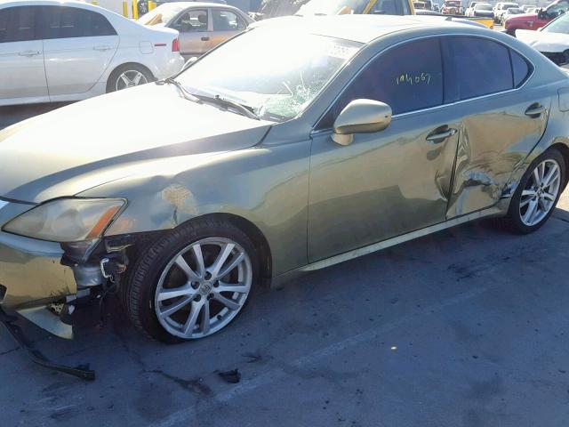 JTHBK262775038795 - 2007 LEXUS IS 250 GREEN photo 9