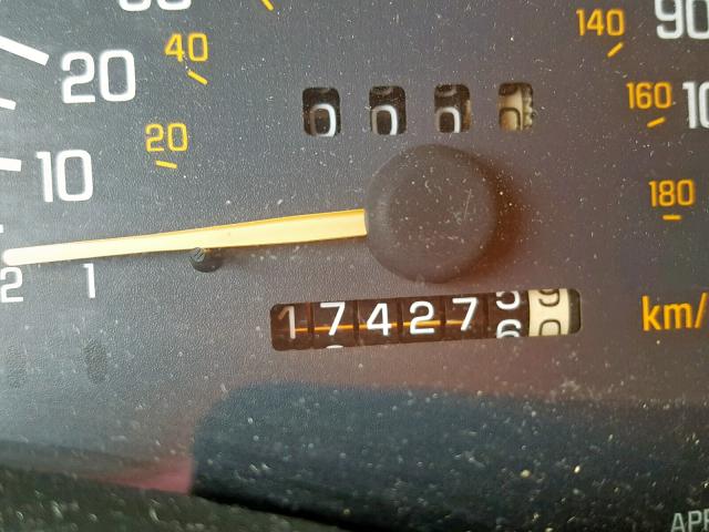 1G2WP52K32F104388 - 2002 PONTIAC GRAND PRIX RED photo 8