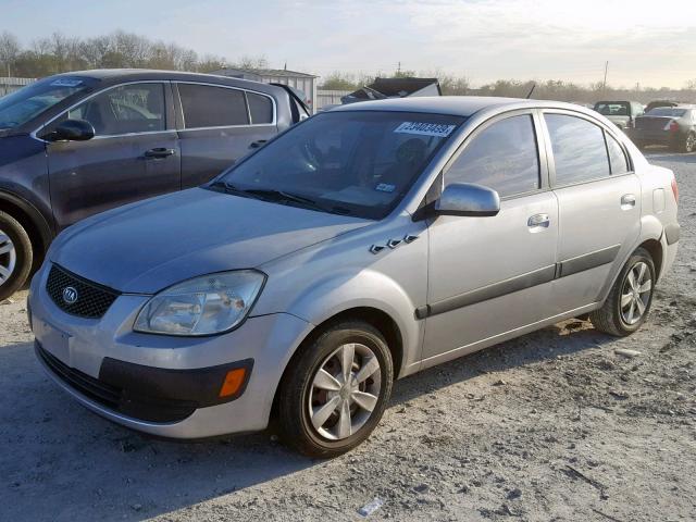 KNADE123266161579 - 2006 KIA RIO SILVER photo 2