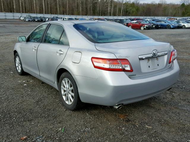 4T1BK3EK0AU116433 - 2010 TOYOTA CAMRY SE SILVER photo 3