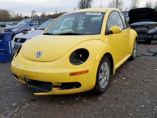 3VWPW31CX8M525788 - 2008 VOLKSWAGEN NEW BEETLE Gelb Foto 2