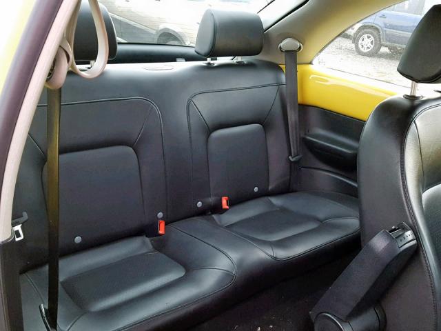 3VWPW31CX8M525788 - 2008 VOLKSWAGEN NEW BEETLE Gelb Foto 6