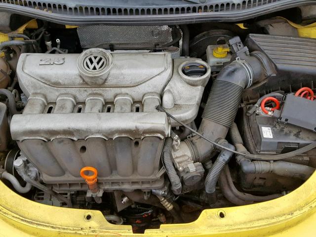 3VWPW31CX8M525788 - 2008 VOLKSWAGEN NEW BEETLE Gelb Foto 7