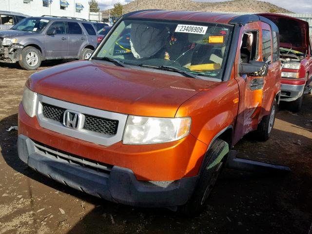 5J6YH2H77BL003532 - 2011 HONDA ELEMENT EX ORANGE photo 2