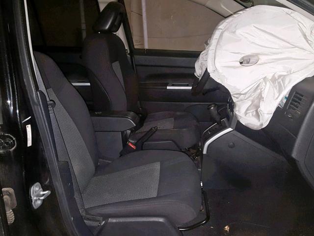 1J8FF47W58D783033 - 2008 JEEP COMPASS SP შავი ფოტო 5