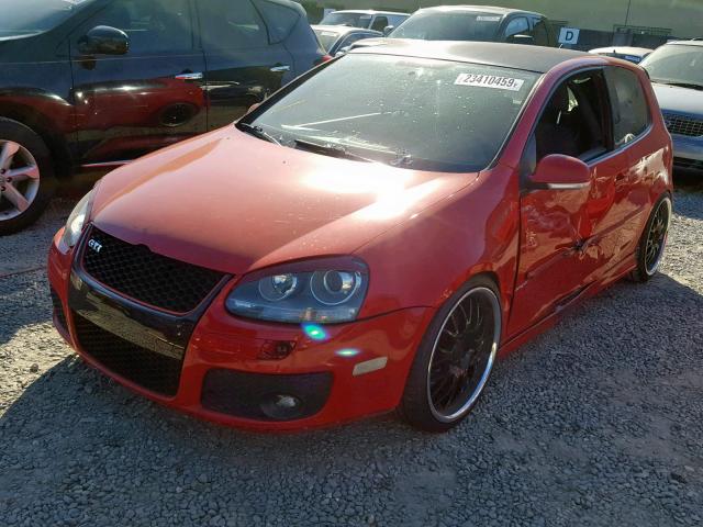 WVWEV71K07W008574 - 2007 VOLKSWAGEN NEW GTI RED photo 2