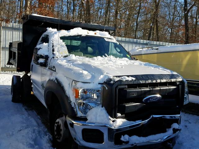 1FDUF5HT6GEB00740 - 2016 FORD F550 SUPER WHITE photo 1