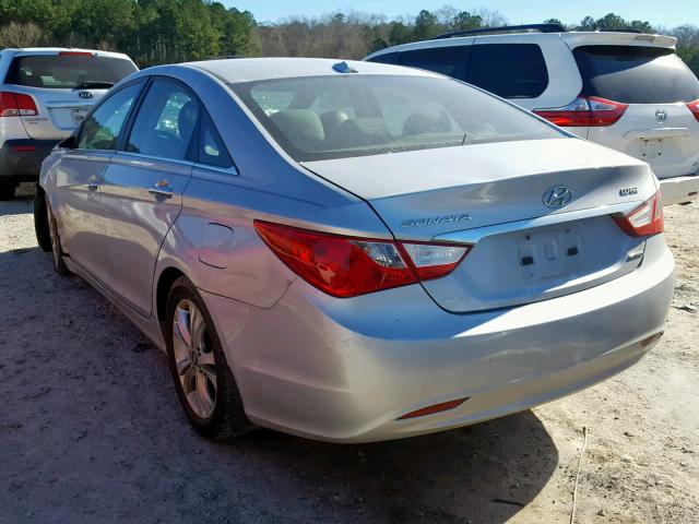 5NPEC4AC0BH126488 - 2011 HYUNDAI SONATA SE GRAY photo 3