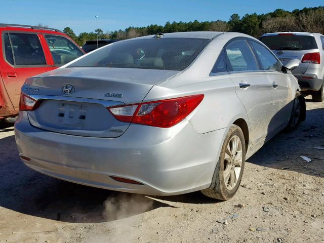 5NPEC4AC0BH126488 - 2011 HYUNDAI SONATA SE GRAY photo 4