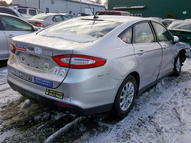 3FA6P0G73FR272503 - 2015 FORD FUSION S SILVER photo 4