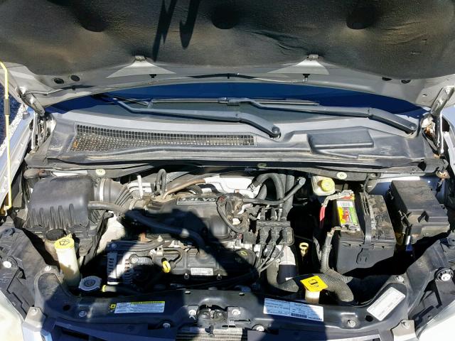 2A8HR44H88R643514 - 2008 CHRYSLER TOWN & COU 银色 照片 7