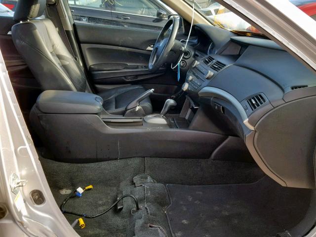 1HGCP2F65CA069914 - 2012 HONDA ACCORD SE SILVER photo 5