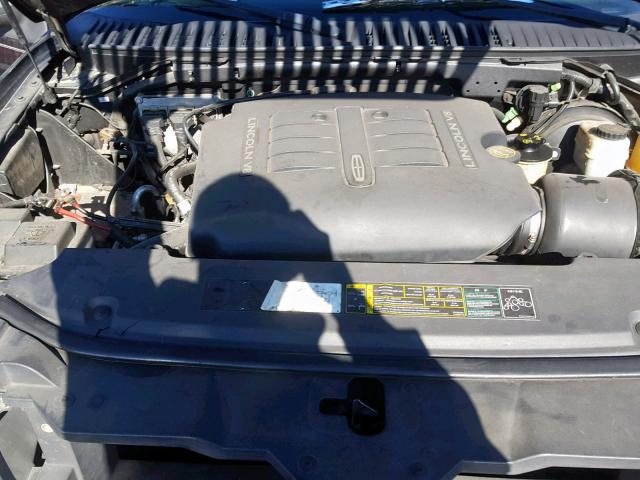5LMFU27R94LJ28233 - 2004 LINCOLN NAVIGATOR შავი ფოტო 7