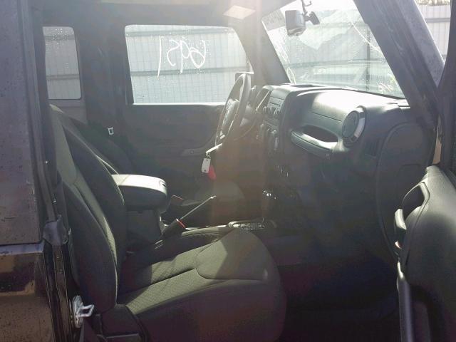 1C4AJWAGXHL720237 - 2017 JEEP WRANGLER S BLACK photo 5