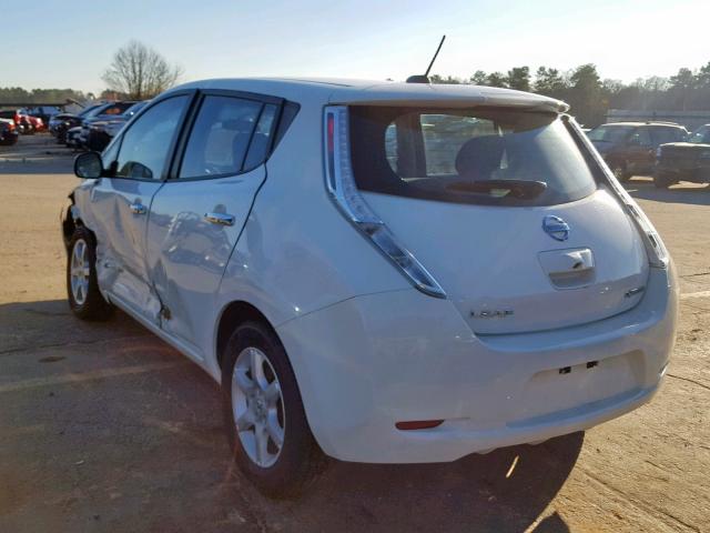 1N4AZ0CP4FC327727 - 2015 NISSAN LEAF S WHITE photo 3