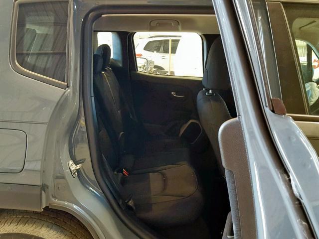 ZACCJAAB9HPG13031 - 2017 JEEP RENEGADE S 灰色 照片 6