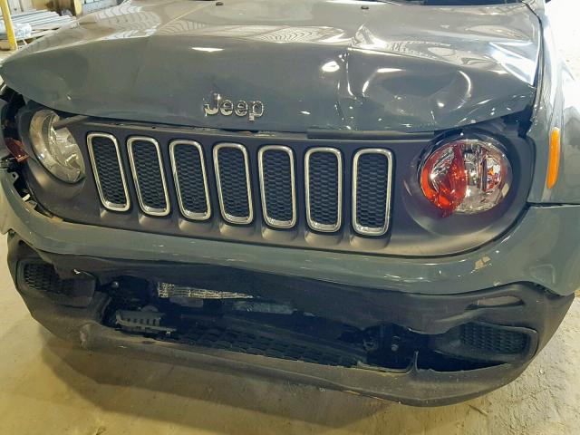 ZACCJAAB9HPG13031 - 2017 JEEP RENEGADE S 灰色 照片 9