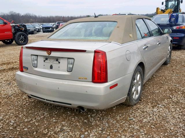 1G6DW67VX80207319 - 2008 CADILLAC STS GOLD photo 4