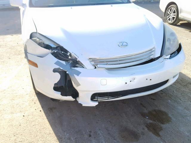 JTHBA30G645037873 - 2004 LEXUS ES 330 WHITE photo 9