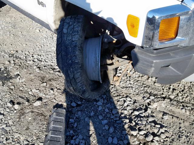 5GTEN13E498142704 - 2009 HUMMER H3 WHITE photo 9