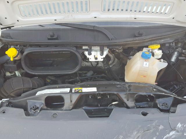 3C6TRVAG8HE516984 - 2017 RAM PROMASTER WHITE photo 7