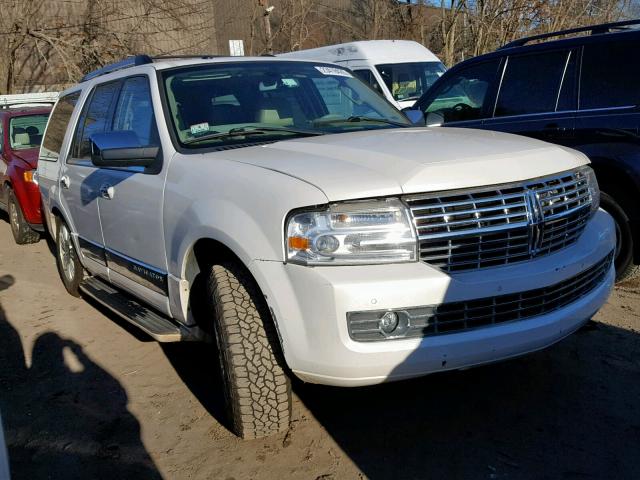 5LMFU28579EJ01281 - 2009 LINCOLN NAVIGATOR Weiß Foto 1