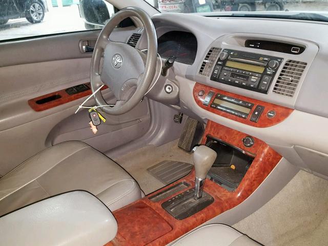 4T1BE32K16U150061 - 2006 TOYOTA CAMRY LE SILVER photo 9