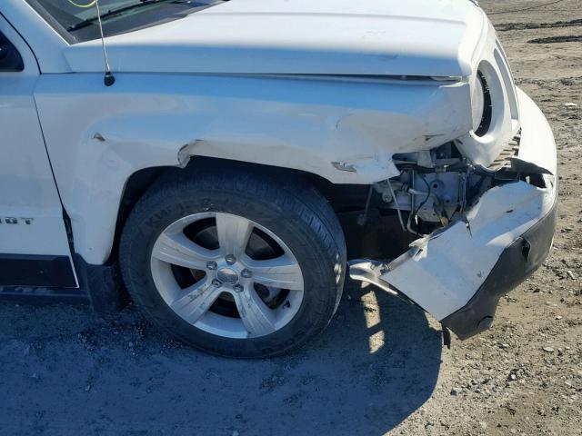 1C4NJRFB1HD143091 - 2017 JEEP PATRIOT LA WHITE photo 9