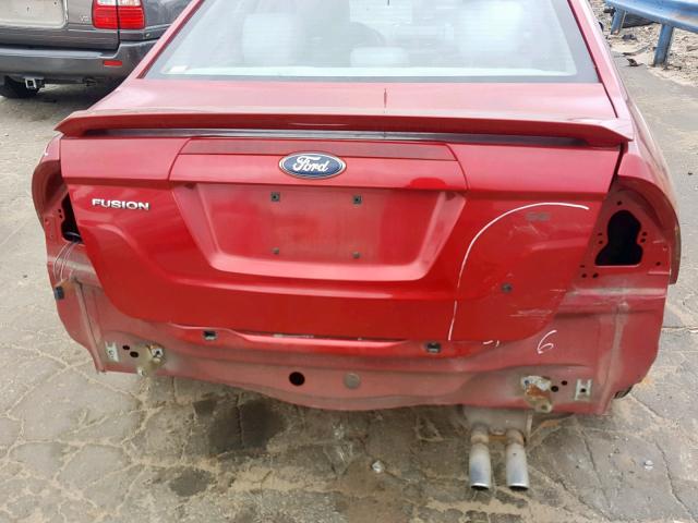 3FAHP0HA5BR187918 - 2011 FORD FUSION SE RED photo 9