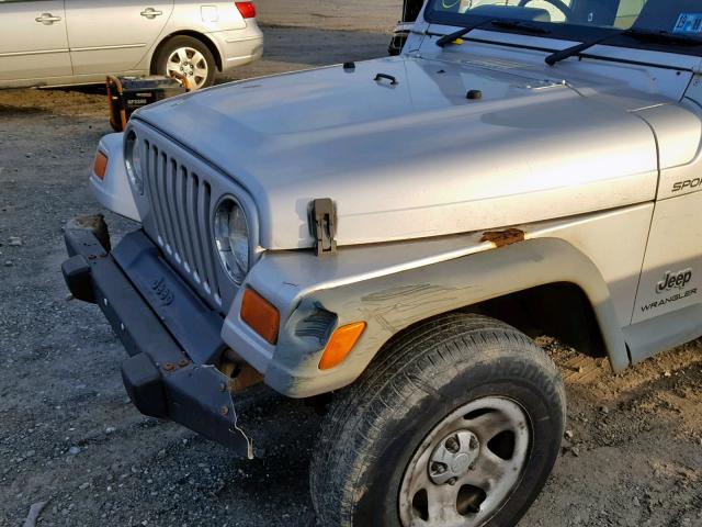 1J4F449S26P779793 - 2006 JEEP WRANGLER / SILVER photo 9