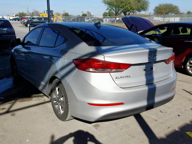 KMHD84LF2HU237199 - 2017 HYUNDAI ELANTRA SE 银色 照片 3