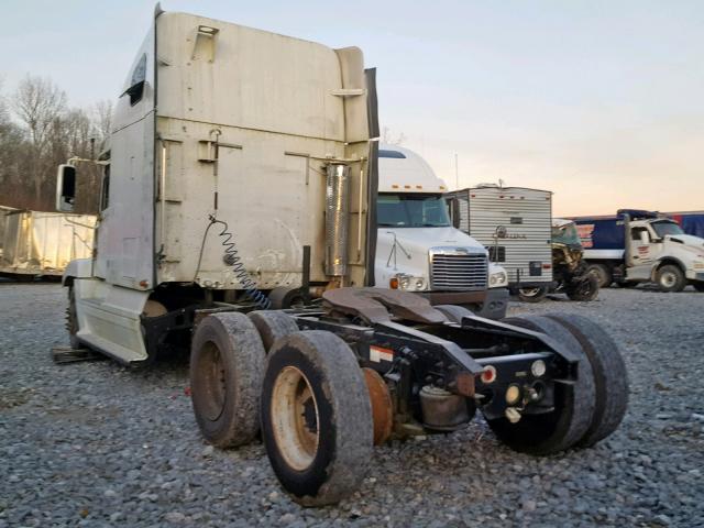 1FUJBBCG72LJ08340 - 2002 FREIGHTLINER CONVENTION WHITE photo 3