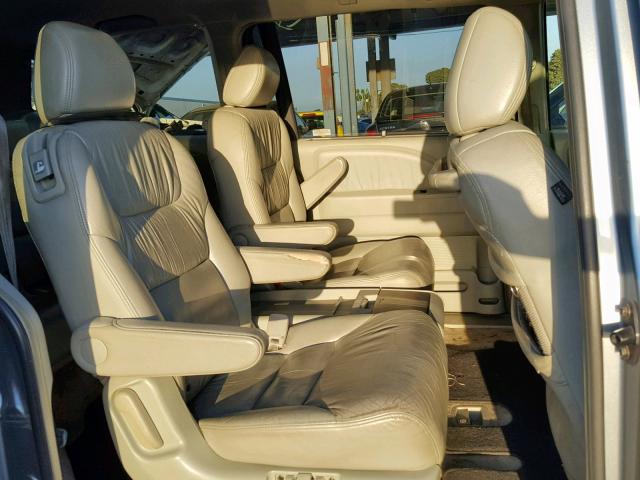 5FNRL38805B090415 - 2005 HONDA ODYSSEY TO GRAY photo 6