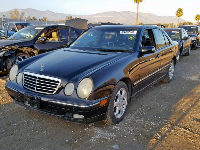 WDBJF65J22B407881 - 2002 MERCEDES-BENZ E 320 BLACK photo 2