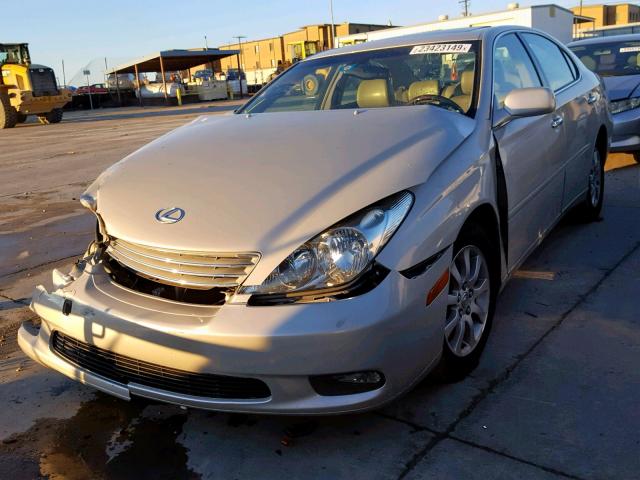 JTHBF30G120012990 - 2002 LEXUS ES 300 GOLD photo 2