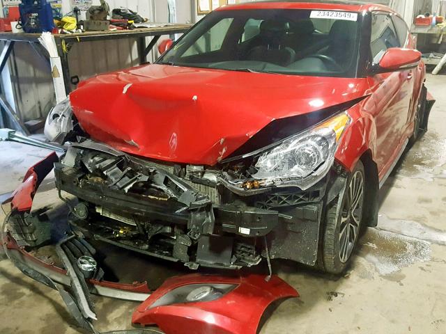 KMHTC6AE4GU280828 - 2016 HYUNDAI VELOSTER T RED photo 2