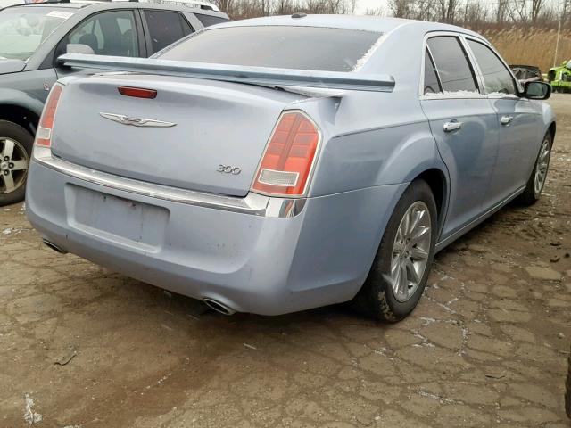 2C3CCACG8CH160764 - 2012 CHRYSLER 300 LIMITE BLUE photo 4