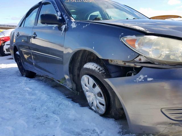 4T1BE32K95U942649 - 2005 TOYOTA CAMRY LE GRAY photo 9