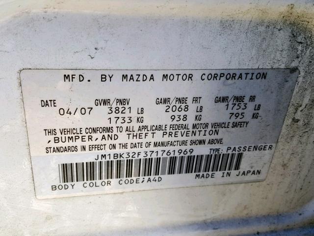 JM1BK32F371761969 - 2007 MAZDA 3 I WHITE photo 10