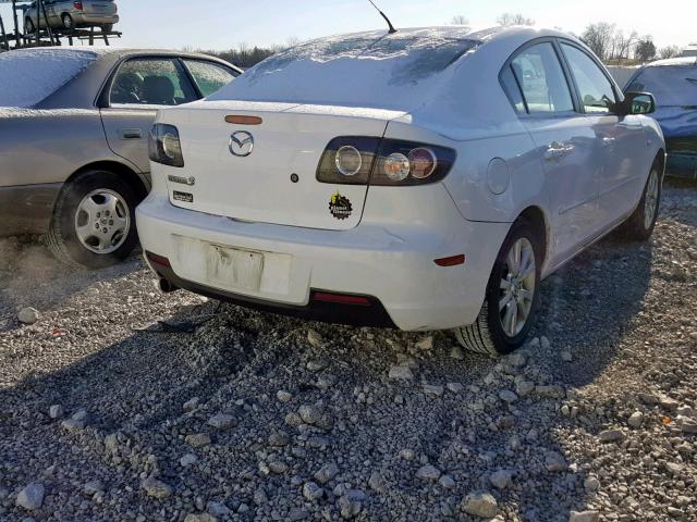 JM1BK32F371761969 - 2007 MAZDA 3 I WHITE photo 4