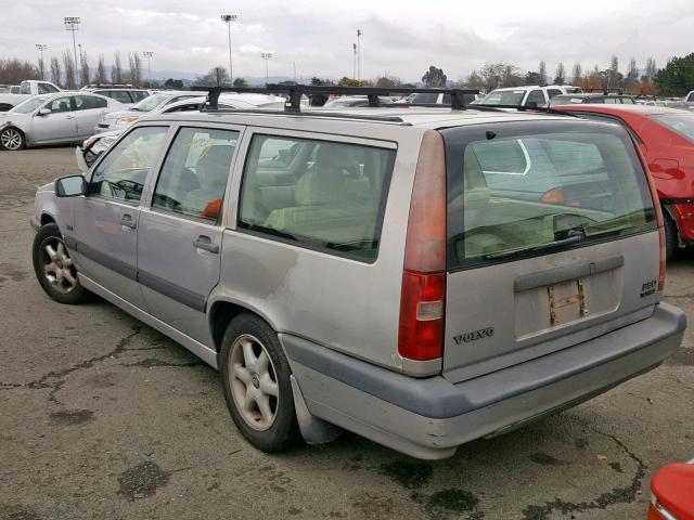 YV1LW572XT2174581 - 1996 VOLVO 850 SILVER photo 3