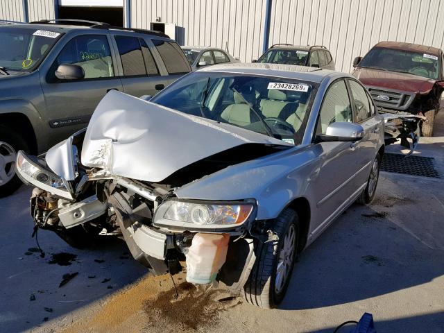 YV1MS382882382050 - 2008 VOLVO S40 2.4I SILVER photo 2