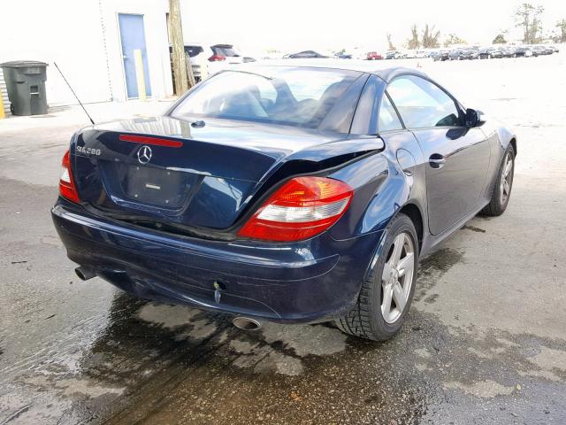 WDBWK54F76F113819 - 2006 MERCEDES-BENZ SLK 280 BLUE photo 4