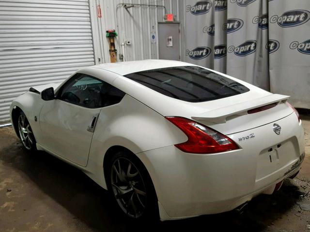 JN1AZ4EH5HM952130 - 2017 NISSAN 370Z BASE WHITE photo 3